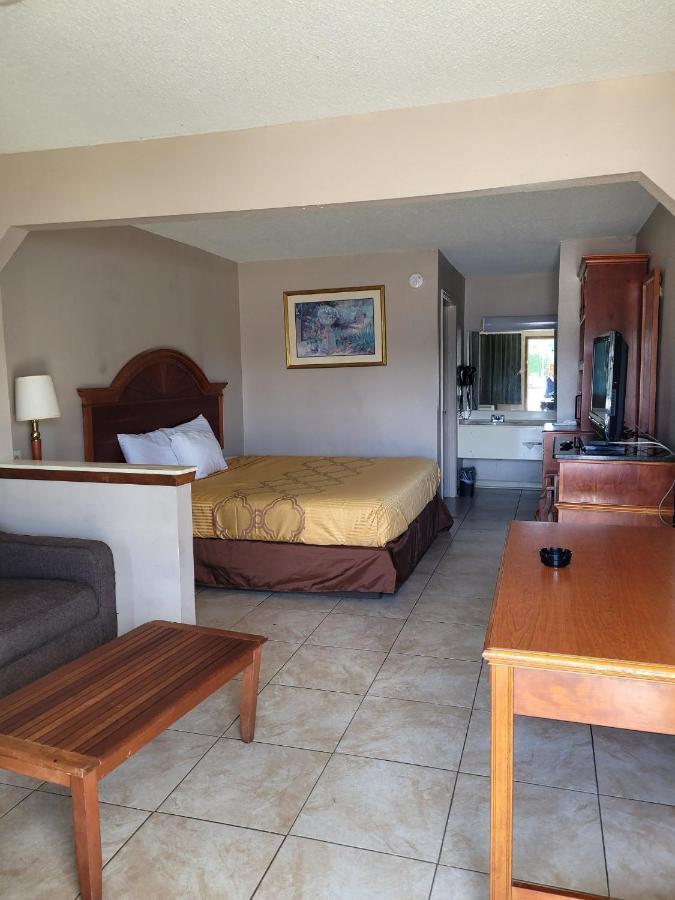 Highland Inn Denham Springs Baton Rouge East Extérieur photo