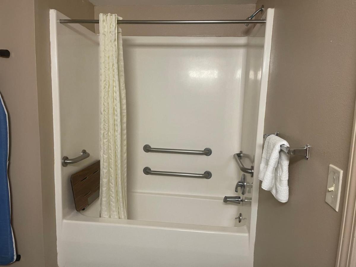 Highland Inn Denham Springs Baton Rouge East Extérieur photo